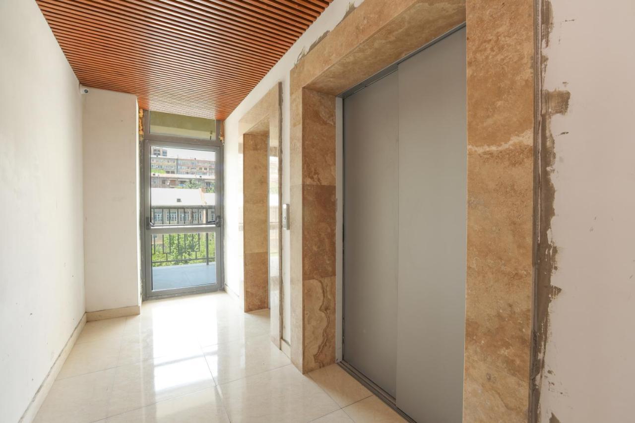 Stay Inn Apartments On Amiryan 26/4 Jerevan Exteriör bild